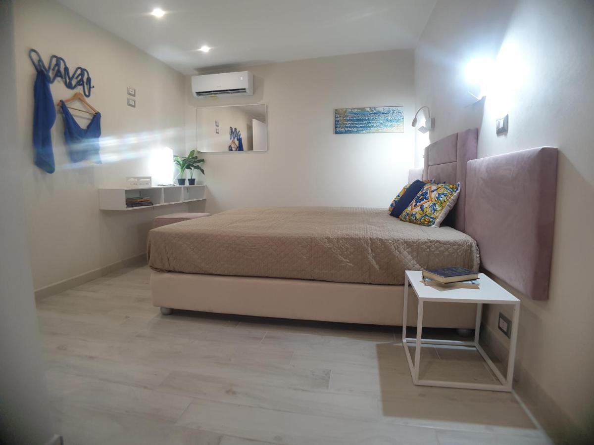 Stella-Guesthouse Solarino Екстер'єр фото