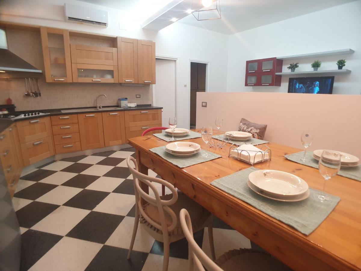 Stella-Guesthouse Solarino Екстер'єр фото