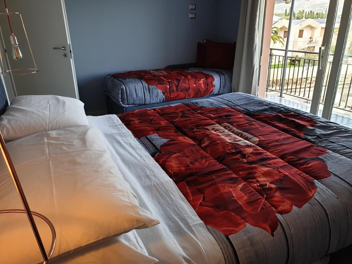 Stella-Guesthouse Solarino Екстер'єр фото