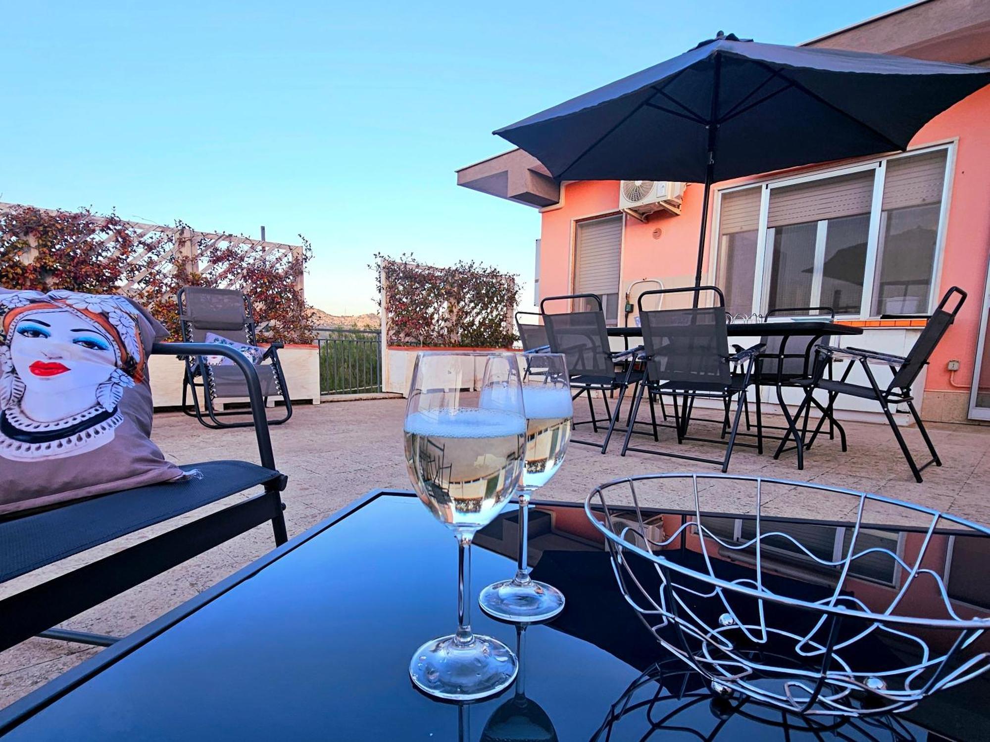 Stella-Guesthouse Solarino Екстер'єр фото