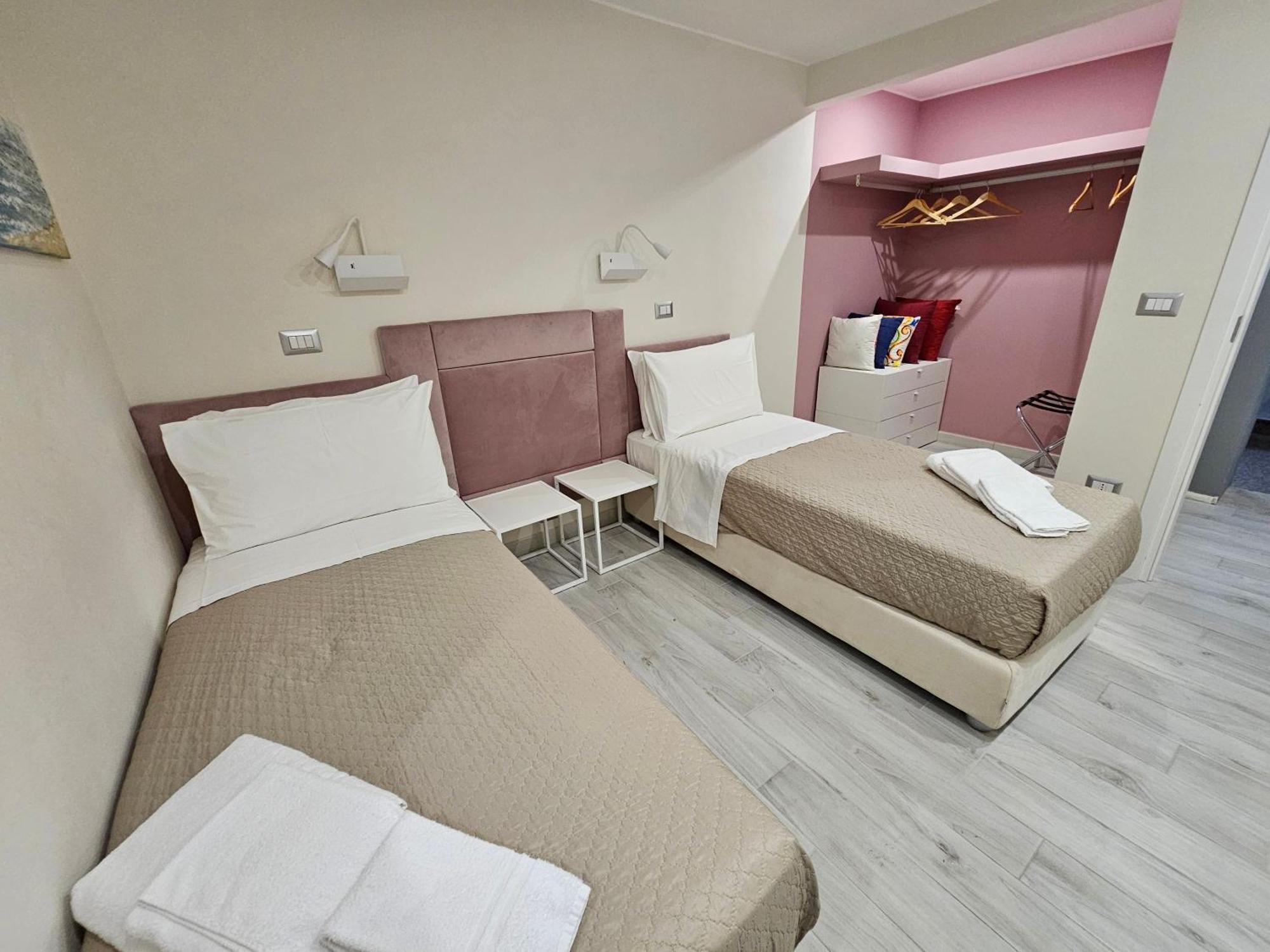 Stella-Guesthouse Solarino Екстер'єр фото