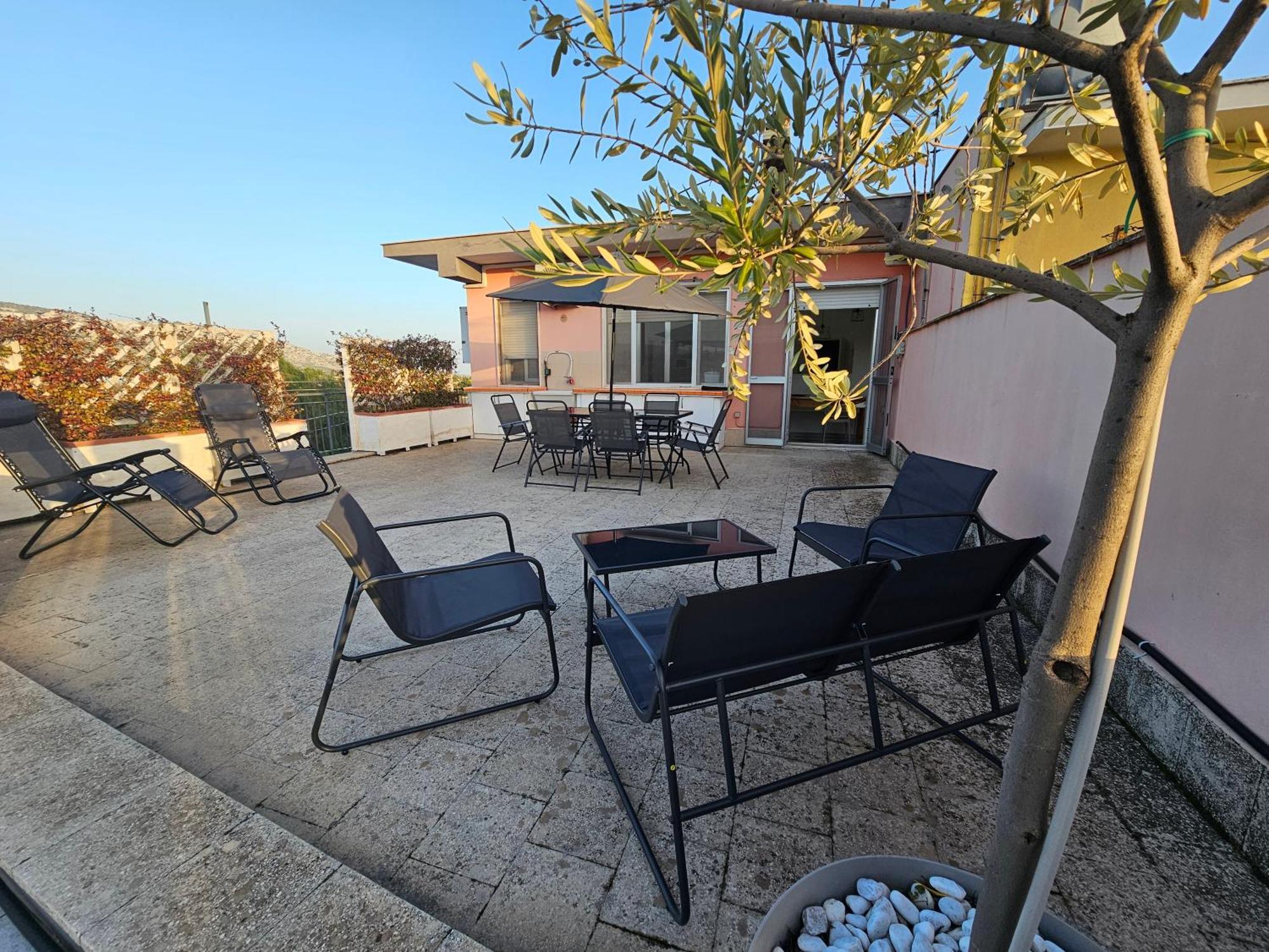 Stella-Guesthouse Solarino Екстер'єр фото